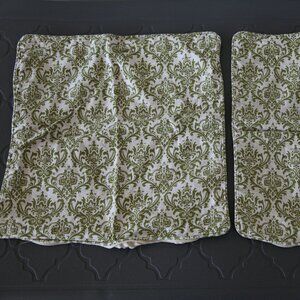 Damask Pattern Zippered Pillow Cases